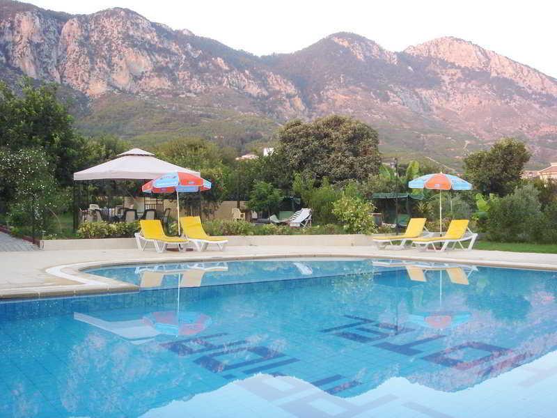 Lapida Garden Hotel Lapithos  Eksteriør bilde