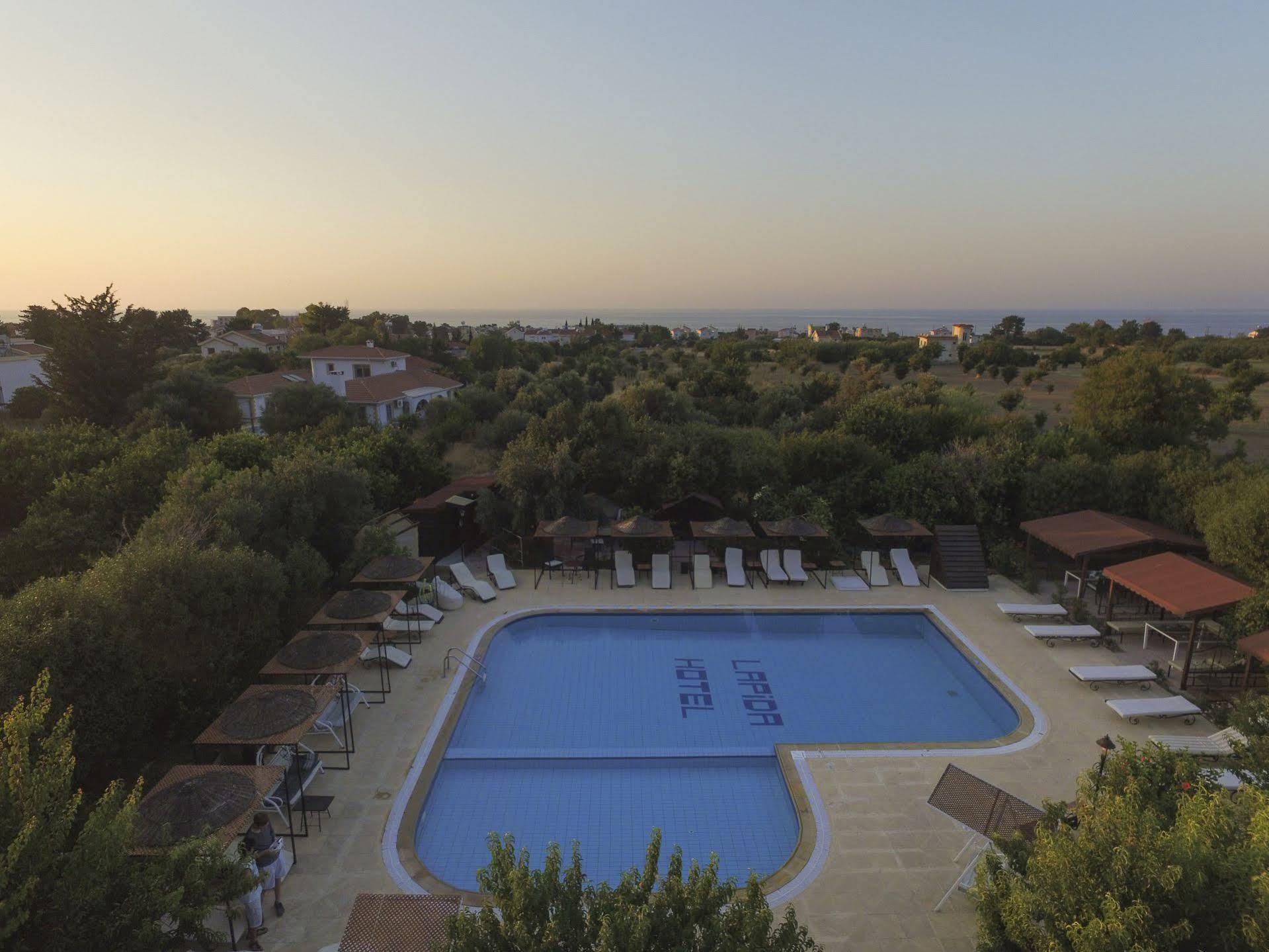 Lapida Garden Hotel Lapithos  Eksteriør bilde